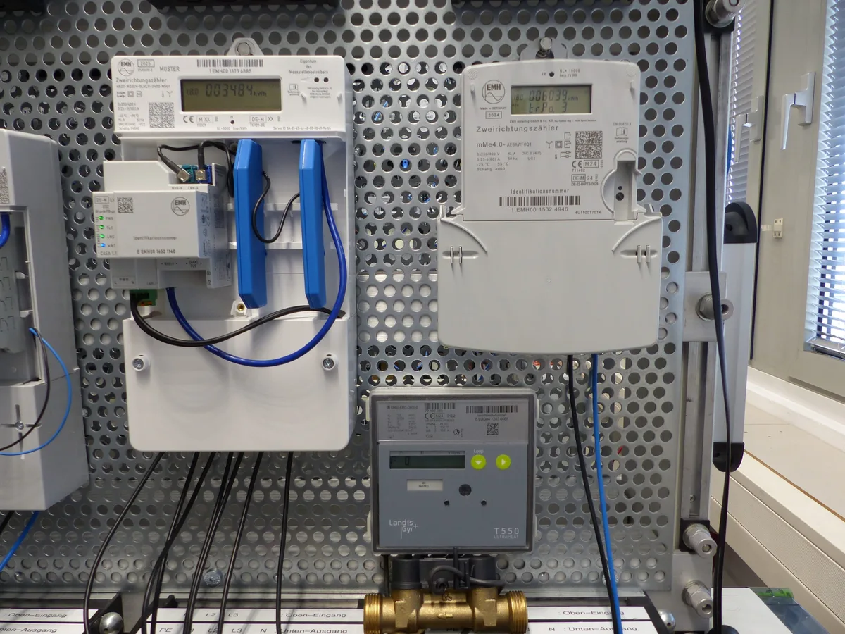 Ein Bild vom Labortest des wMBUS mit iMsys und Wärmezähler